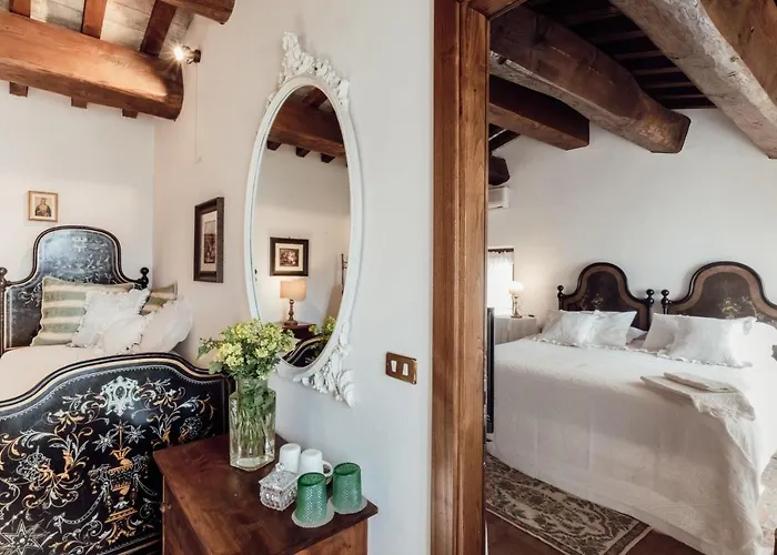 Casatorre فندق مبيت وإفطار