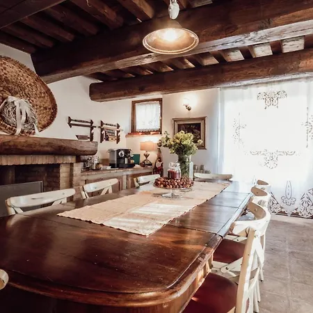 Bed & Breakfast Casatorre 4*